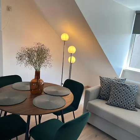 Charming Duplex On The Canal Brussels Exterior photo